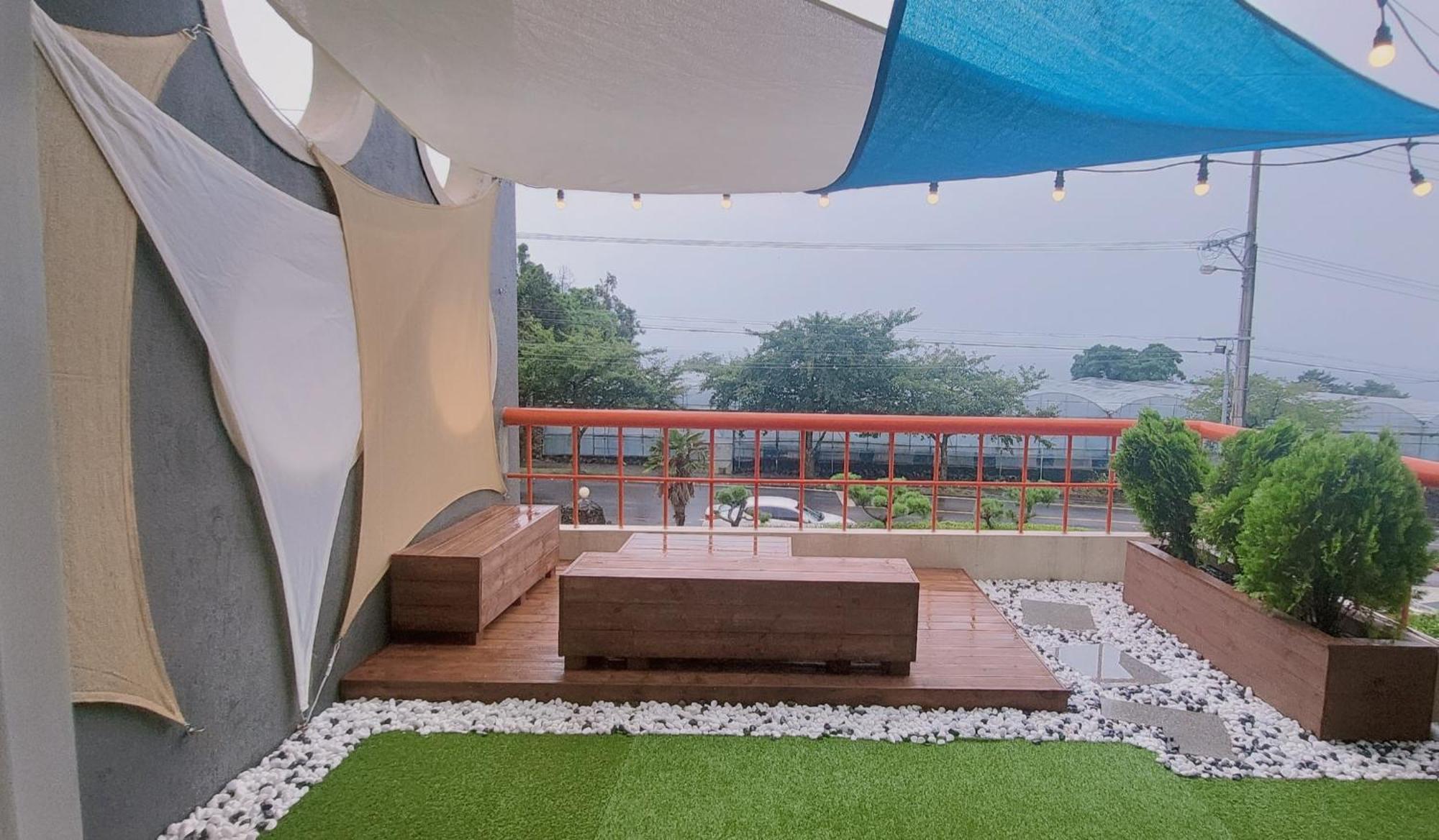 Jeju Soroan Pension Seogwipo Extérieur photo